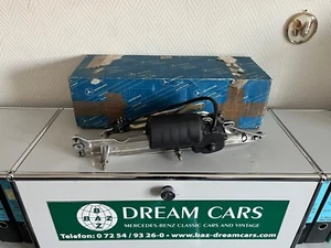 NOS Mercedes W126 C126 BOSCH Wischergestaenge Motor RHD Wiper Linkage Motor OEM - Picture 1 of 20