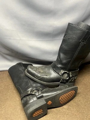 Harley Davidson Men’s Sz 9 Flamed Harness Motorcycle Boots 95206 Black Leather - Image 1 of 4