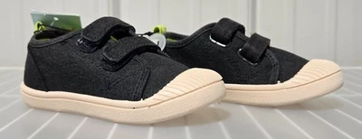 Zapatillas de lona Cat & Jack Parker negras con doble correa -- talla 8 para niñas pequeñas Foto 1 de 4