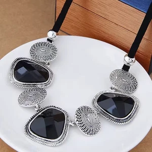 Fashion Statement Antik Silber & Schwarz Harz Stein Kragen Latz Grob Halskette - Bild 1 von 3