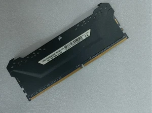 Corsair VENGEANCE Pro 16GB DDR4 3200 Desktop DIMM RAM RGB PC4-25600 288pin - Picture 1 of 2