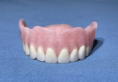 DENTURE FULL UPPER IVOCLAR VIVODENT A2 茶未使用全新顶级品质 — 第 1/4 张图片