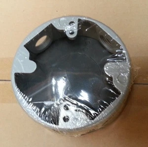 Anillo de extensión de metal redondo de 4"" resistente a la intemperie cuatro (4) 3/4"" orificios gris caja exterior - Imagen 1 de 4