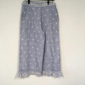 Romeo & Juliet Couture Women Medium Crop Wide Leg Striped Blue White Pants $165 - Picture 1 of 8