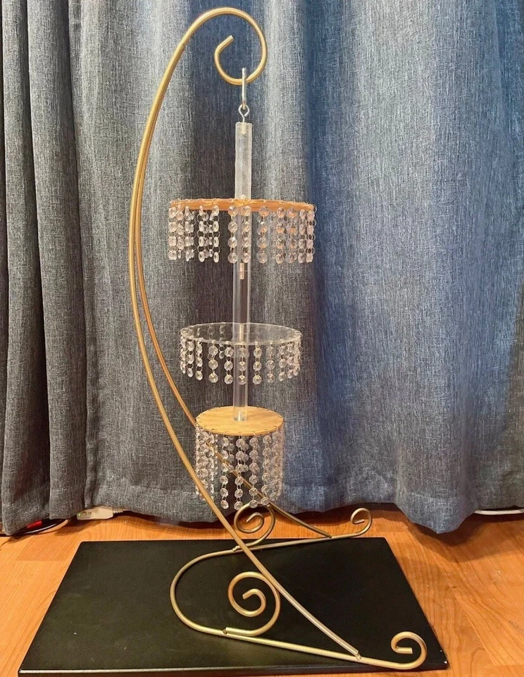 Soporte colgante para pasteles con cristales Foto 1 de 4