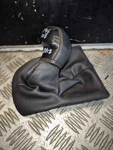 PEUGEOT 208 2012 GEAR KNOB AND GAITER - Picture 1 of 11
