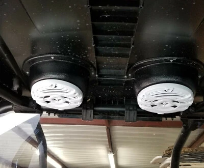 UN PAR DE CARRO DE GOLF WFL 6 1/2" Speaker Pod Polaris General RV - ¡HECHO EN EE. UU.! Foto 1 de 4