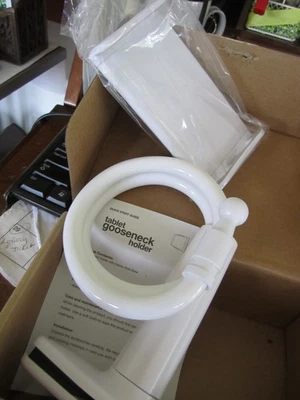 Tablet ipad Teléfono Dispositivo Cuello de Cisne Soporte con Clip Nuevo en Caja Blanco Digital Básicos Foto 1 de 4