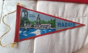 BANDERÍN OLD PENNANT LITTLE FLAG FANION..ESTANQUE DEL RETIRO MADRID ESPAÑA SPAIN - Imagen 1 de 2