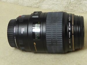 Objectif macro Canon EF 100 mm F/2,8 USM + bouchons + filtre allumé depuis neuf. 