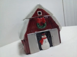Pier 1 rote Scheune Keksdose Verschlussdeckel mit Schneemann Landhaus NEU mit Etikett - Bild 1 von 4