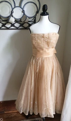 XS small taupe pink women  Formal Gown Cupcake Dress Vintage Prom Petticoat - Image 1 of 4
