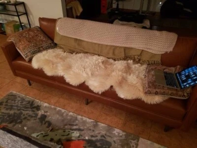 Кожаный диван премиум-класса West Elm Axel 89 дюймов желтовато-коричневый ореховый - Изображение 1 из 4