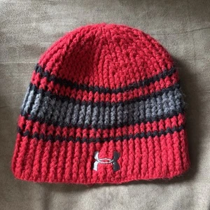 Y2K Under Armour Logo Red Black & Grey Striped Knit Beanie Unisex OSFM - Picture 1 of 4