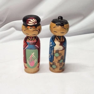 Bambole giapponesi vintage in legno Kokeshi Bobble Head nidificazione famiglia di 10 bambole - Foto 1 di 8