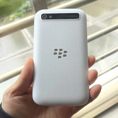 Smartphone BlackBerry Classic Q20 Desbloqueado 4G LTE Retro 16GB+2GB RAM QWERTY Foto 1 de 4