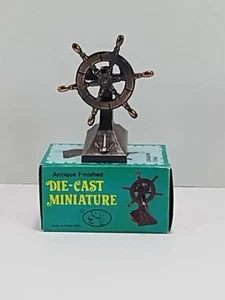 Affilamatite Bronzo Metallo Navi Elmetto Nave Ruota Miniatura Replica Die Cast - Foto 1 di 4