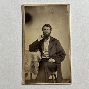 Antica Fotografia CDV Bellissimo Uomo Misterioso Strana Sfera Oscura Spirit ID - Foto 1 di 10