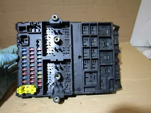 Jeep Grand Cherokee WJ 2.7 ECU módulo caja de fusibles placa P56042944AF - Imagen 1 de 7