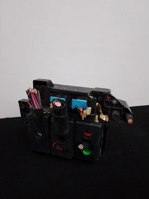 1999 - 2004 雪佛兰 S10 BLAZER 吉米发动机保险丝盒 原始设备制造商 15328840 — 第 1/4 张图片