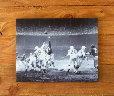 Johnny Unitas & Colts - 1958 NFL Championship Game - Sports All- Wood Wall Panel - Image 1 of 4