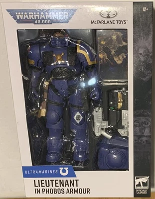 Figura de 7 pulgadas McFarlane Warhammer 40.000 Teniente en Armadura Phobos (Ultramarines) Foto 1 de 4