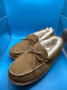 My Pillow Women's Moccasin MySlippers Size 9 Suede Chestnut..Amazing Condition - Picture 1 of 9