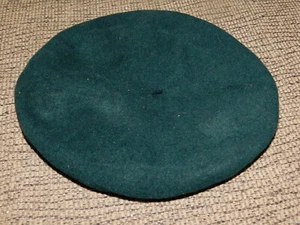 Antique Vintage Basque D'Origine W.P.L. 10888 France Green Beret ~6" wide Inside - Picture 1 of 4