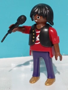 PLAYMOBIL FIGURA CANTANTE NEGRO MUSICA POP SOLISTA GRUPO BANDA MUSICA MUSICO - Imagen 1 de 2