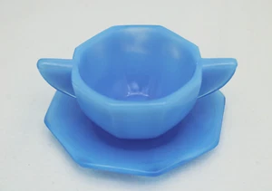 Vintage Glass Akro Agate Child's Play Teacup & Saucer Dark Blue Art Deco - Picture 1 of 13