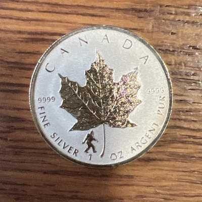 Hoja de arce plateada $5 2016 1 oz .9999 - Bigfoot Privy prueba inversa BU Foto 1 de 3