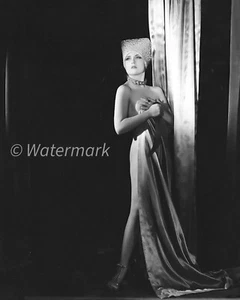 Rare Vintage 8x10 Photograph – A Timeless Piece of History - Picture 1 of 1