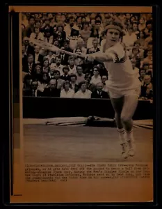Vintage AP Laser Wire Press Photo John McEnroe Wimbledon Finals Win 1982 Tennis - Picture 1 of 2