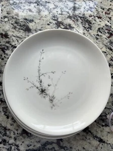 Royal Doulton Greenbrier 5 Pieces 8.25’ - Picture 1 of 4