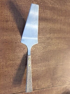 Vintage Frontier Forge Quadratisches Ende Wellenschliff Spatel Kuchen Kuchenheber Holz Japan - Bild 1 von 5