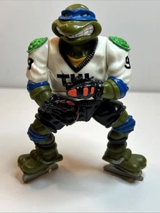 TMNT Sewer Sports All Stars Slap Shot Leo Actionfigur Playmates 1991 Vintage - Bild 1 von 4