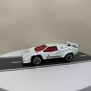 1985 Matchbox Lamborghini Countach LP500S Pearlescent White/Red Windows 1:64 VTG - Picture 1 of 14