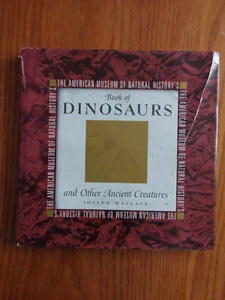 American Museum Natural History's Bk of Dinosaurs by Joseph Wallace 1994 (HC/DJ) - Imagen 1 de 1