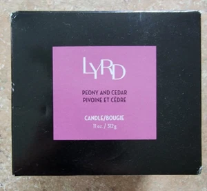 Avon brand Lyrd PEONY AND CEDAR 3 Wick Candle 11 oz New NIB - Picture 1 of 4