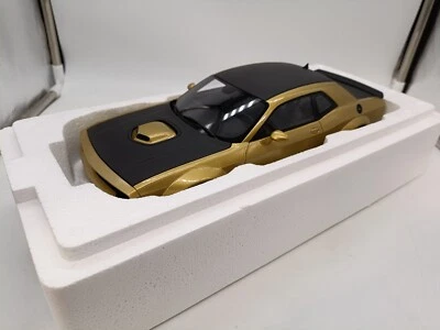 Dodge Challenger Widebody 50th anniversary gold metallic 1/18 GT SPIRIT GT411 §§ - Immagine 1 di 4