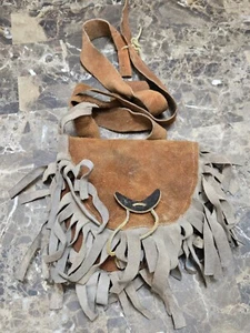 BOLSO DE COLECCIÓN DE CUERO MARRÓN CON FLECOS BOLSO SACO DE PÓLVORA - Imagen 1 de 6