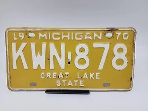 Vintage 1970 Michigan Real Metal License Plate - Picture 1 of 2