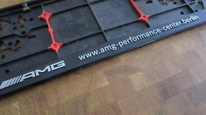 1x uchwyt tablicy rejestracyjnej samochodu Mercedes-Benz 'AMG Performance Center Berlin' - Zdjęcie 1 z 2
