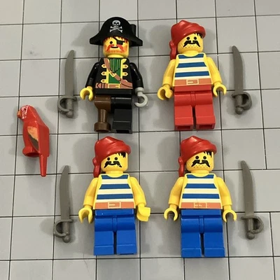 VTG Legos Minifigure Captain Red Beard Pirate Hook Peg Leg #1411 D3 31 - Image 1 of 2