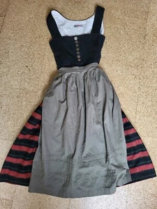 Dirndl ALPHORN schwarz rot mit grüner Schürze 38 M Leinen/Baumwolle neuwertig - Bild 1 von 3