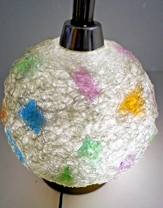 Vintage MCM White Lucite Spun Spaghetti Globe CHUNKY Swag Table Light Lamp 60S - Picture 1 of 15