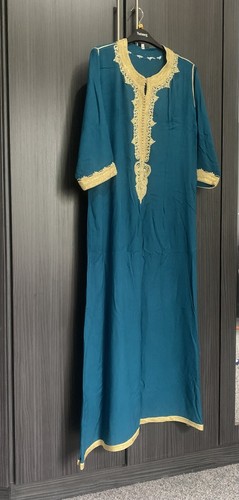 VETEMENTS Abbigliamento