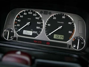 Fits VW Vento 1992-1999 4-Teilig Poliert Aluminium Tachoringe Tacho Ringe - Picture 1 of 11