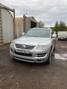 2009 VOLKSWAGEN TOUAREG I MK1 2.5 TDI DIESEL USED WHEEL NUT breaking full car - Picture 1 of 18