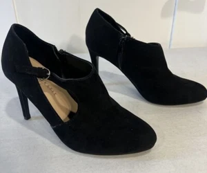 Kelly & Katie Black Suede Stiletto 4" Heel Ankle Booties Side Zipper Shoes 7.5 - Picture 1 of 7